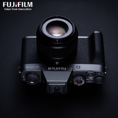 Fuji X-T200